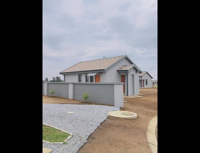 3 BEDROOM HOUSE FOR SALE IN SELCOURT